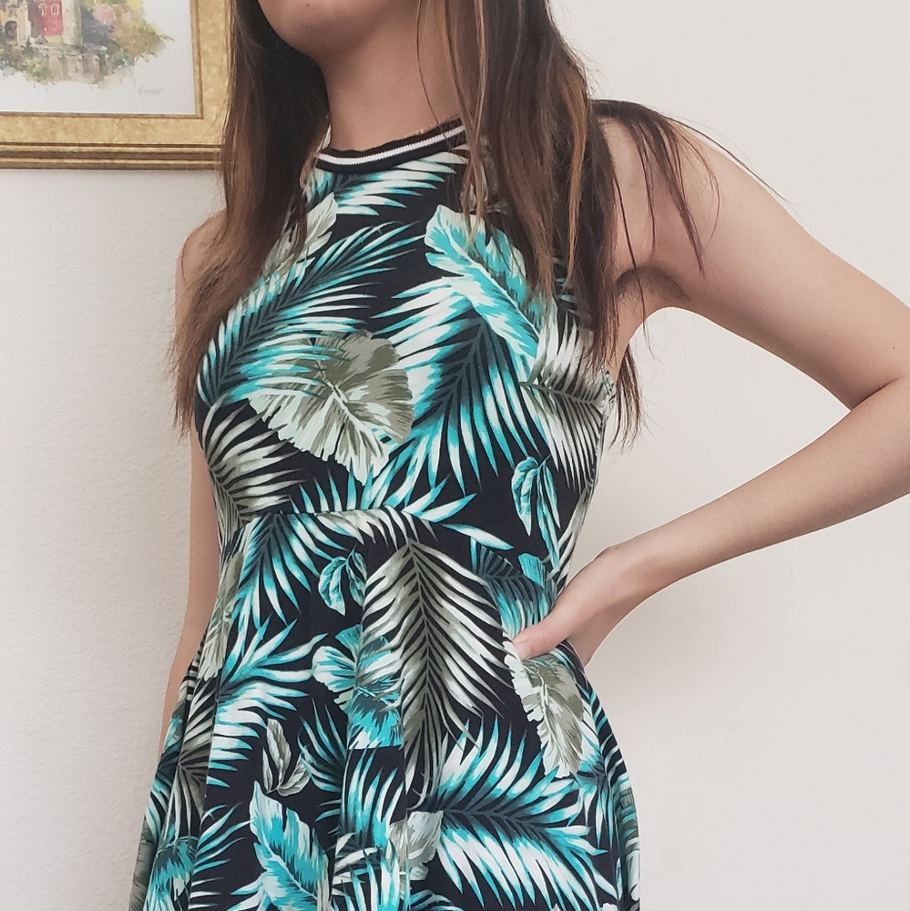 PINK leaf pattern dress